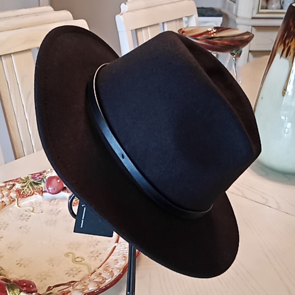 I.N.C Stylish Black Fedora Hat With Adjustable Fit Band. NWT. One Size. - Picture 7 of 11